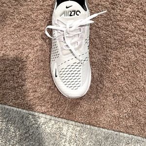Mens 270 size 9 1/2